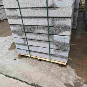 牡丹江芙蓉白路牙石，马路牙子