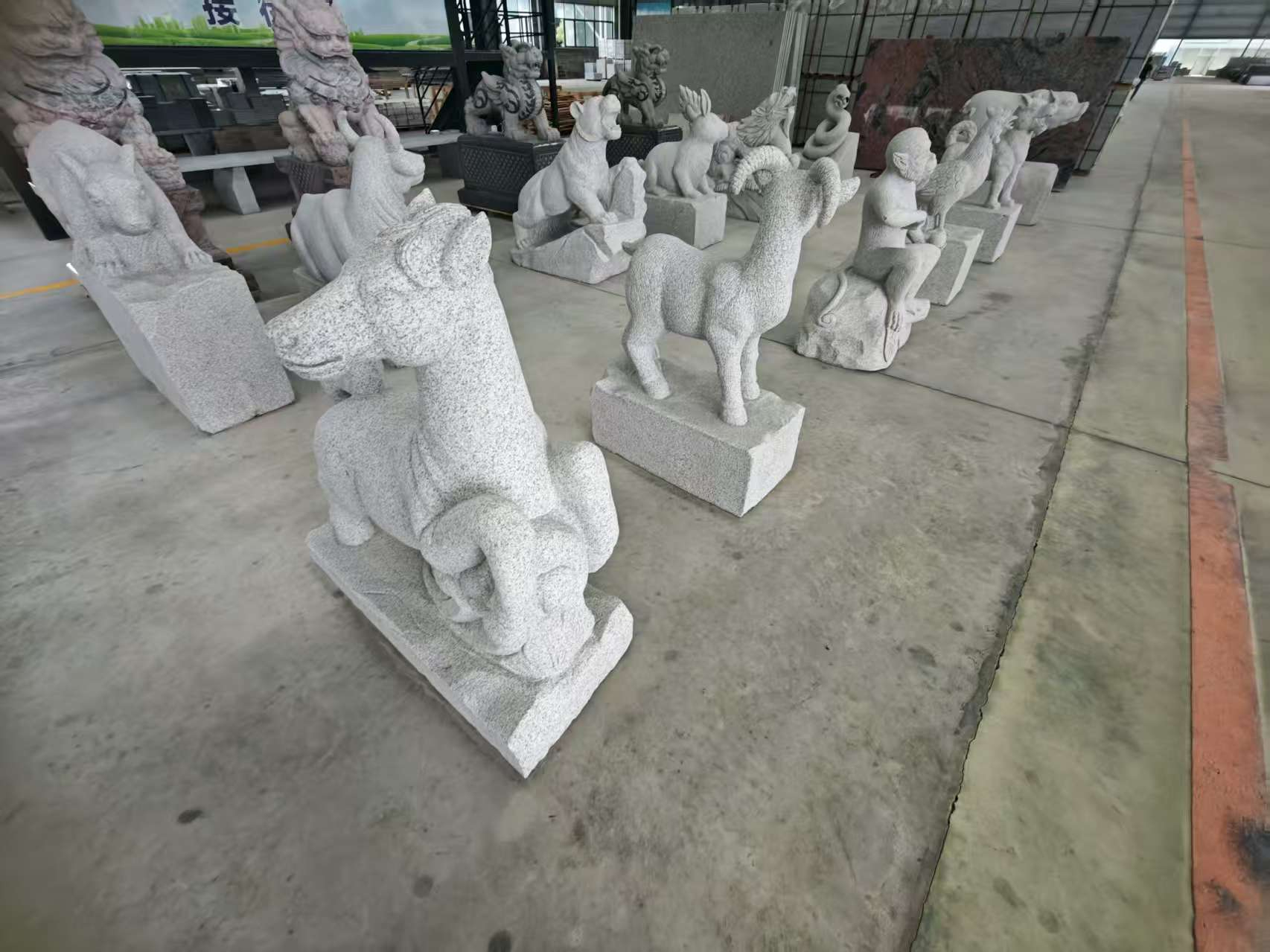 牡丹江芝麻白雕刻 十二生肖 异形雕刻