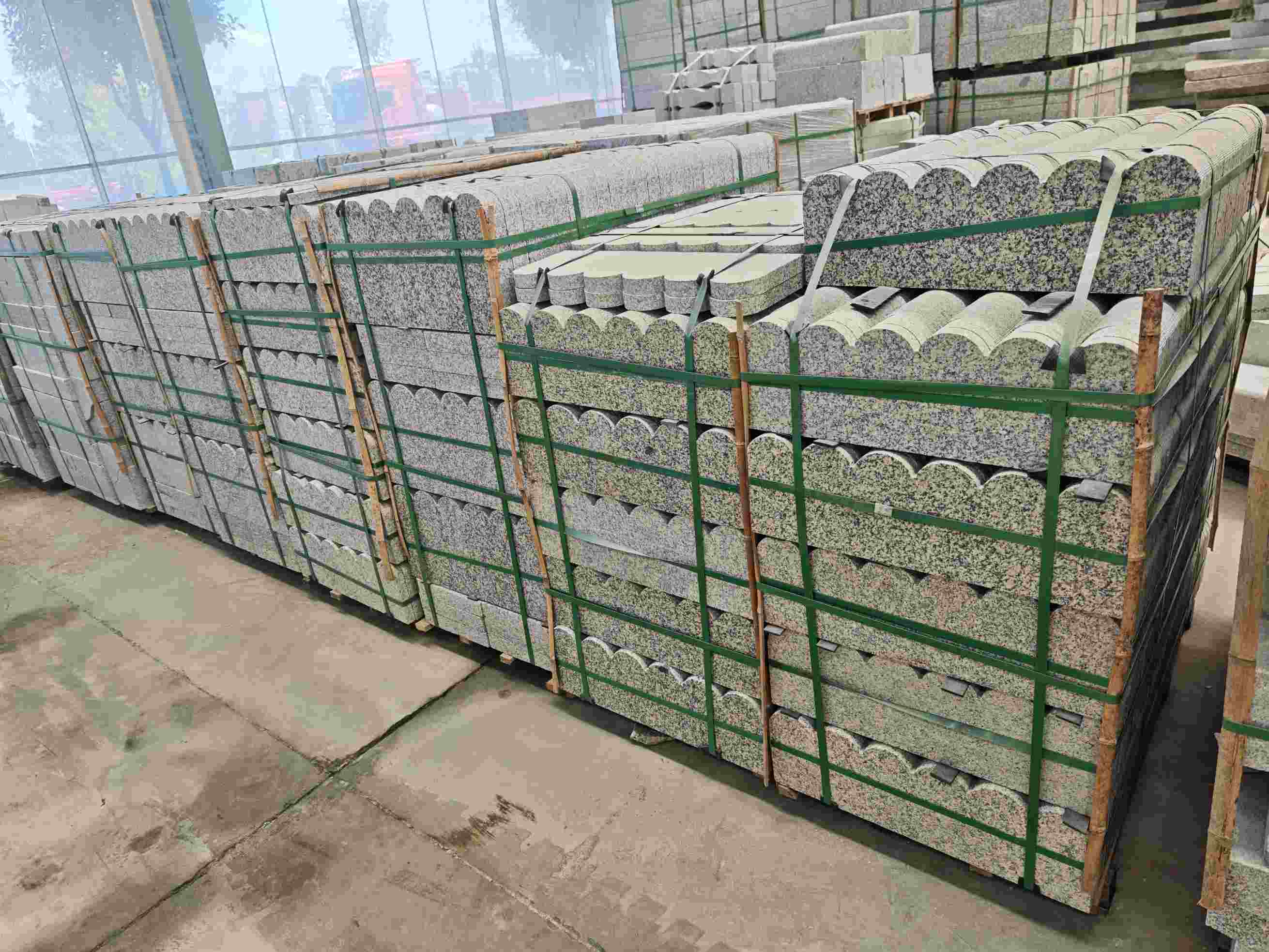 牡丹江芝麻白芙蓉白花边石