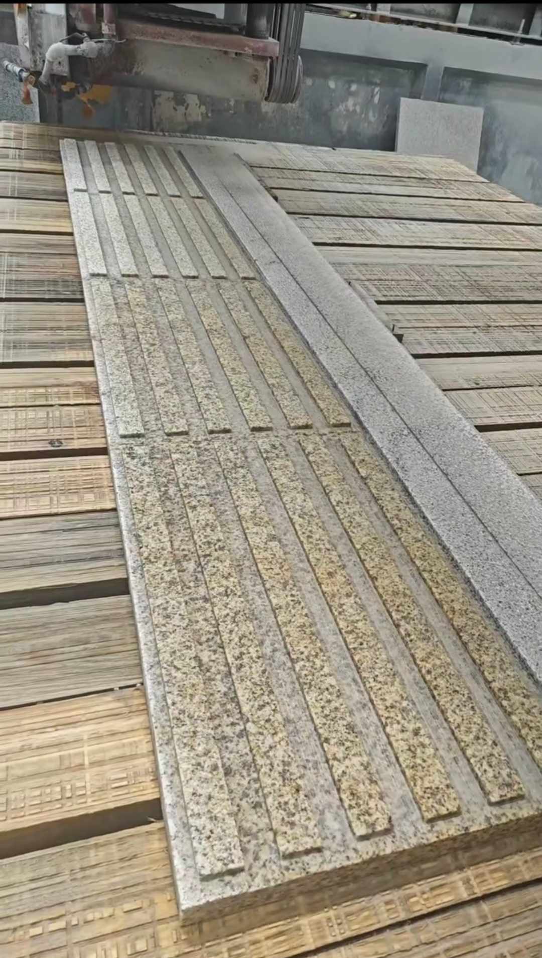 牡丹江黄金麻盲道石 盲条