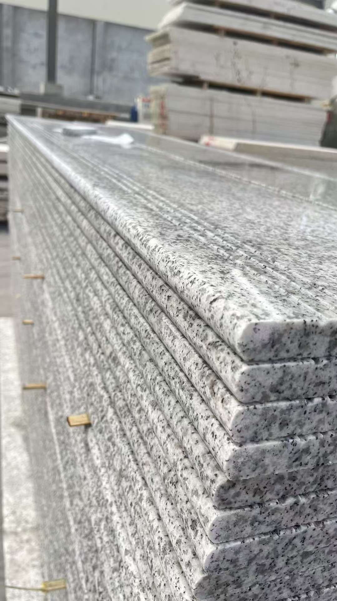 牡丹江芝麻白楼梯踏步 花岗岩楼梯板材