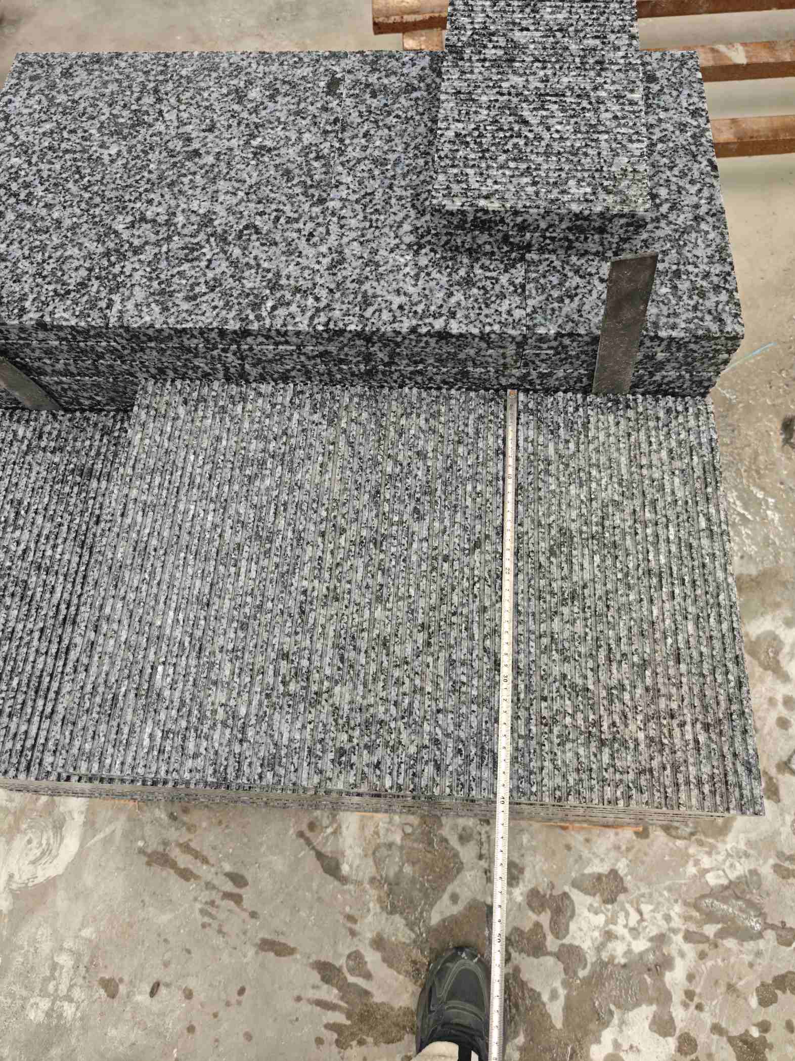 牡丹江芝麻黑拉丝面