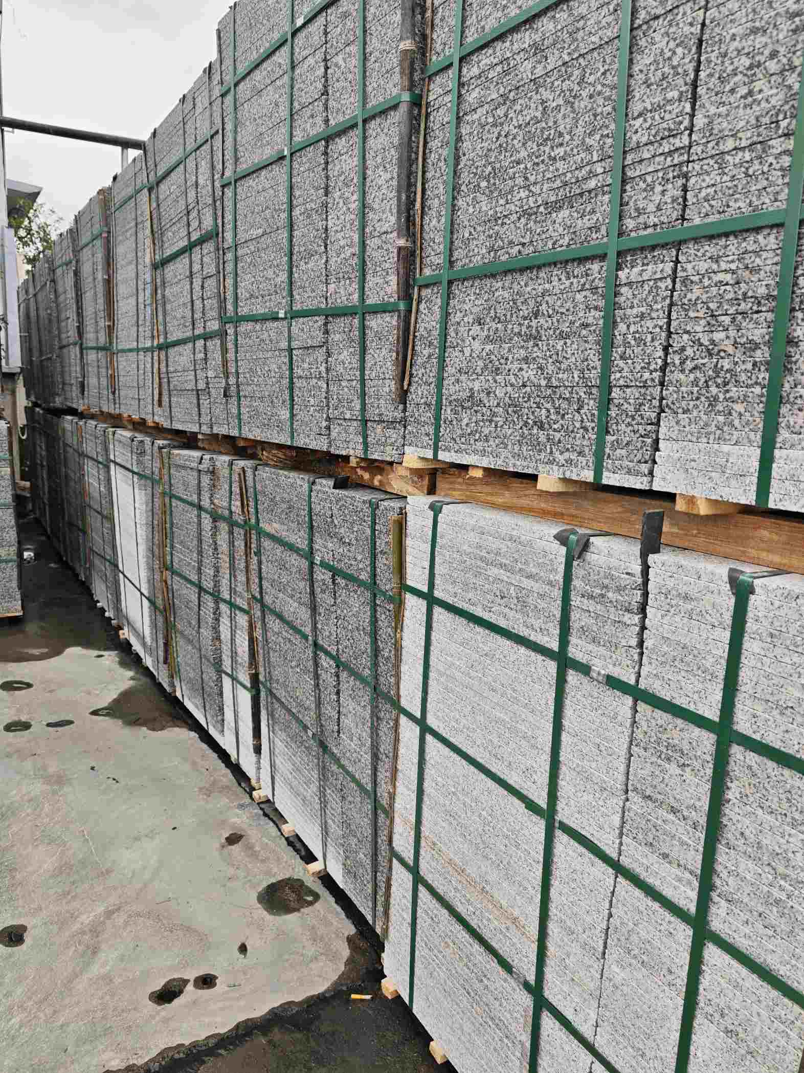 牡丹江芙蓉白地铺石，石材地铺石